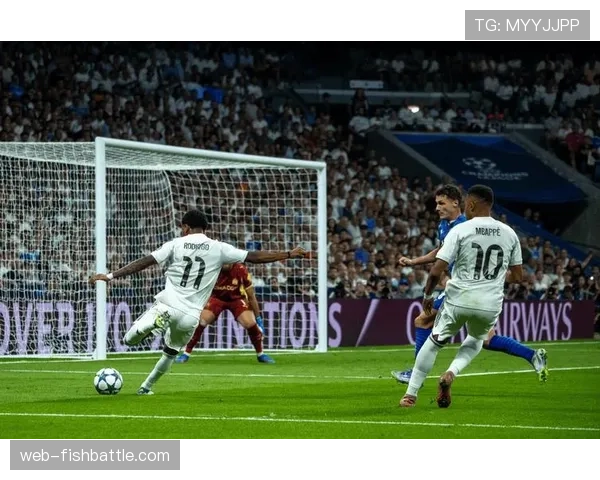 皇马连续两年四大皆空原因探讨：阵容老化与战术调整困境分析